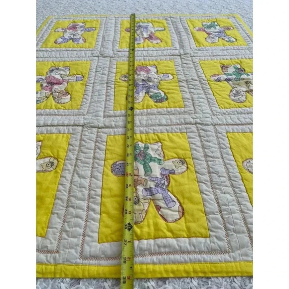 Teddy Bear Quilted Embroidered Baby Blanket Yellow 33"x39" - Picture 9 of 9